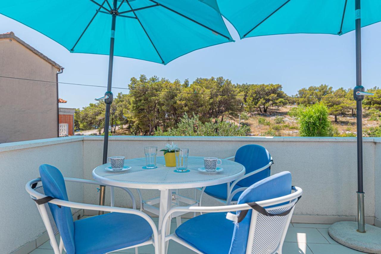 Apartments Villa Tribunj Tribalj Εξωτερικό φωτογραφία