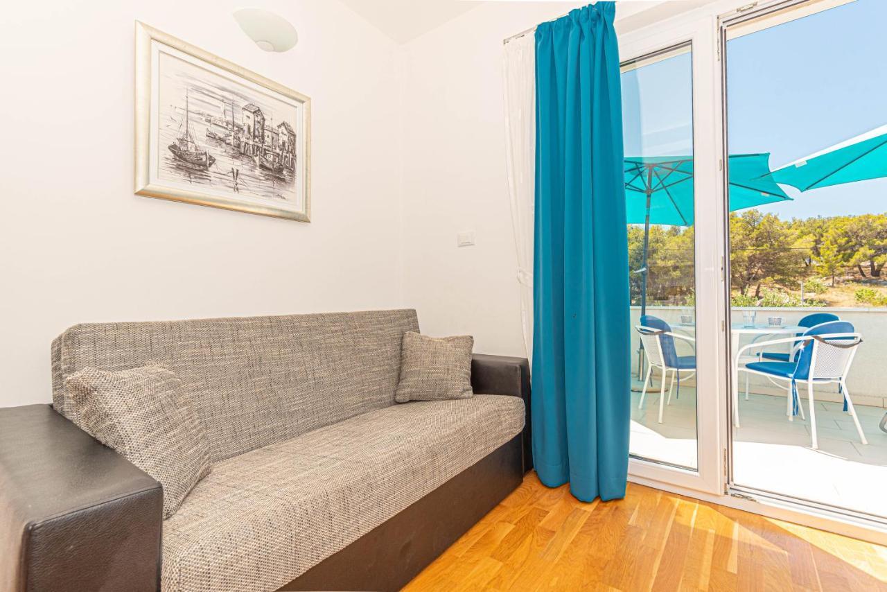 Apartments Villa Tribunj Tribalj Εξωτερικό φωτογραφία