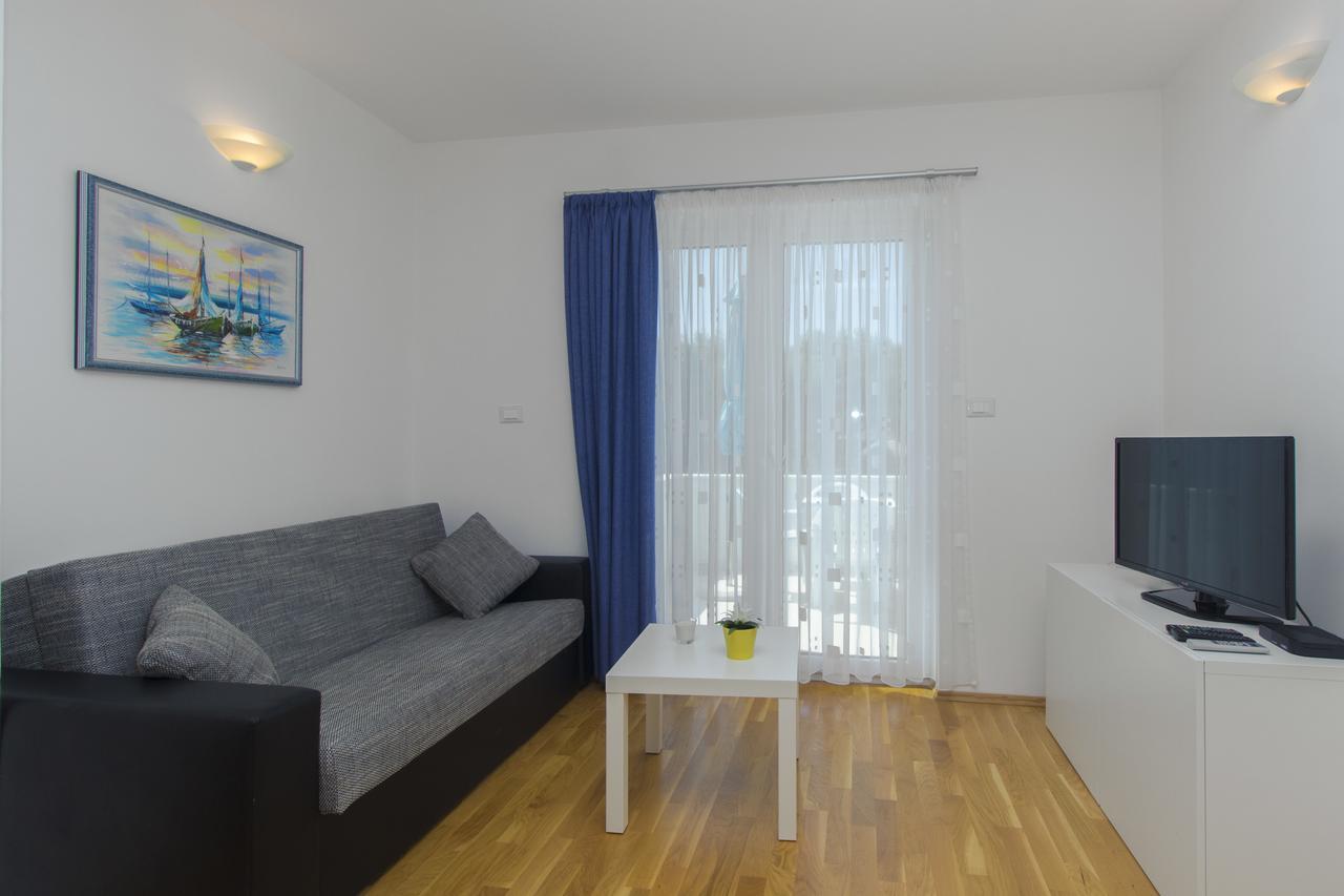 Apartments Villa Tribunj Tribalj Εξωτερικό φωτογραφία