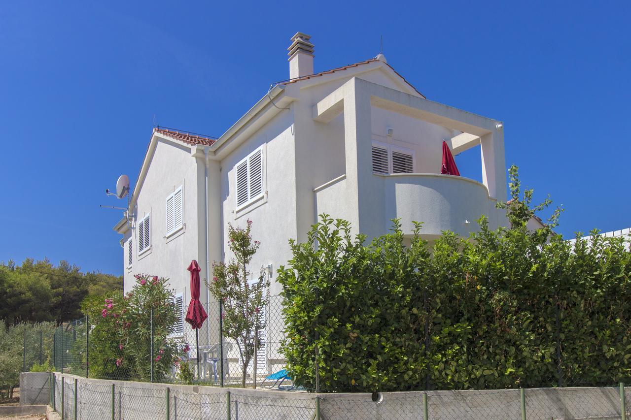 Apartments Villa Tribunj Tribalj Εξωτερικό φωτογραφία