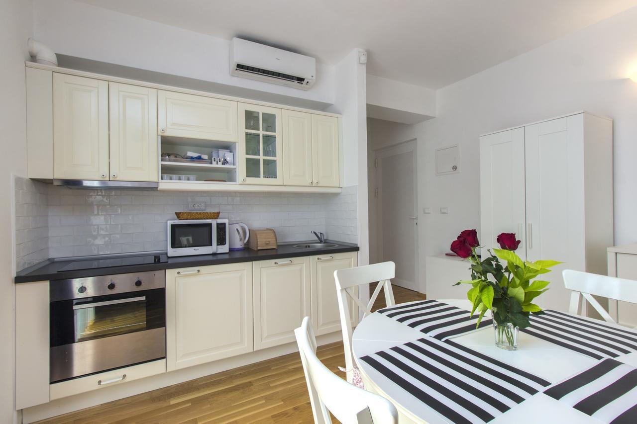 Apartments Villa Tribunj Tribalj Εξωτερικό φωτογραφία