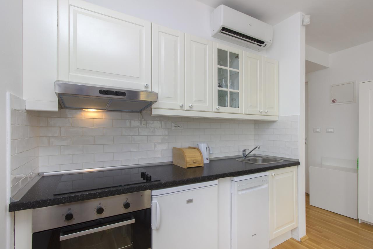 Apartments Villa Tribunj Tribalj Εξωτερικό φωτογραφία